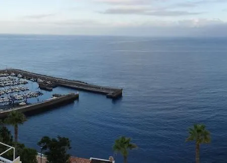 En Gigantes Con Amplia Terraza Acantilado de los Gigantes