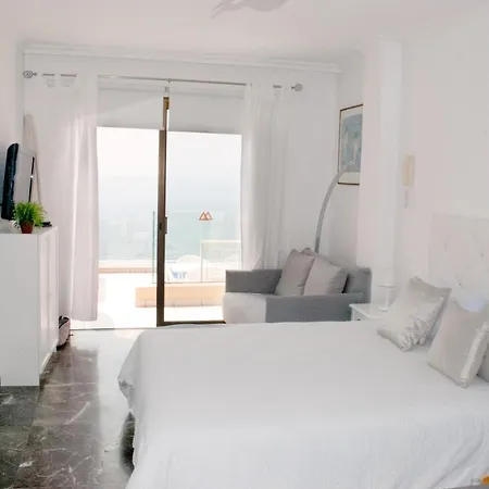 En Gigantes Con Amplia Terraza * Acantilado de los Gigantes