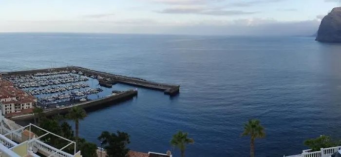 En Gigantes Con Amplia Terraza Acantilado de los Gigantes